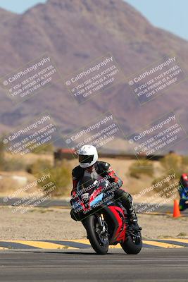 media/Mar-24-2025-Moto Forza (Mon) [[57ce5c5cff]]/1-Advanced Group/Session 3 Turn 5/
